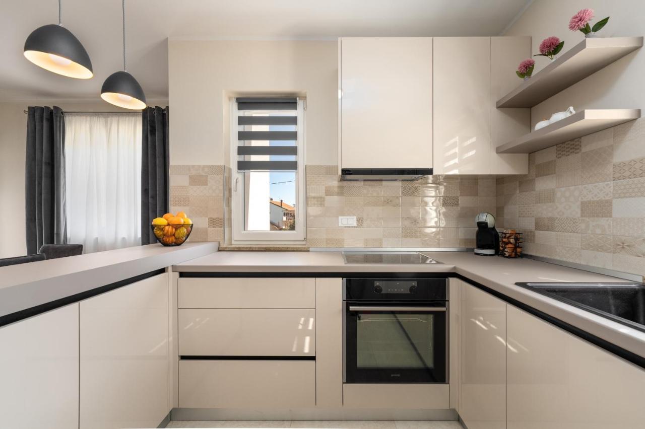Holiday House Leana بازين المظهر الخارجي الصورة