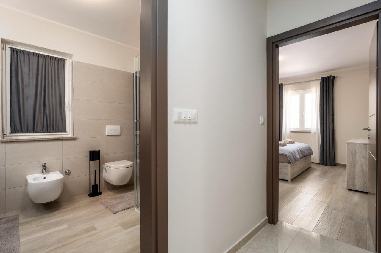 Holiday House Leana بازين المظهر الخارجي الصورة
