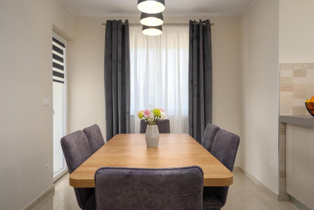 Holiday House Leana بازين المظهر الخارجي الصورة